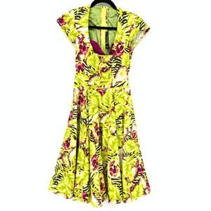 Pinup Girl Laura Byrnes Sz XS Alfreda Dress In Hawaiian Baton Rouge Floral Print